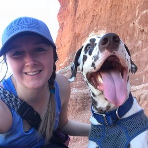 Meet your Posher, Danielle